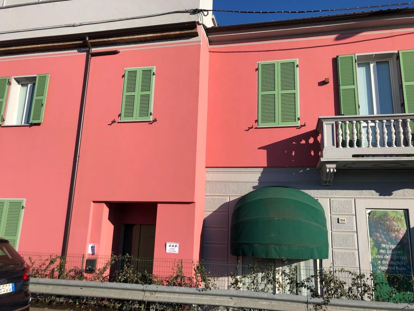 Bed & Breakfast Oltrepo Casteggio Exterior photo